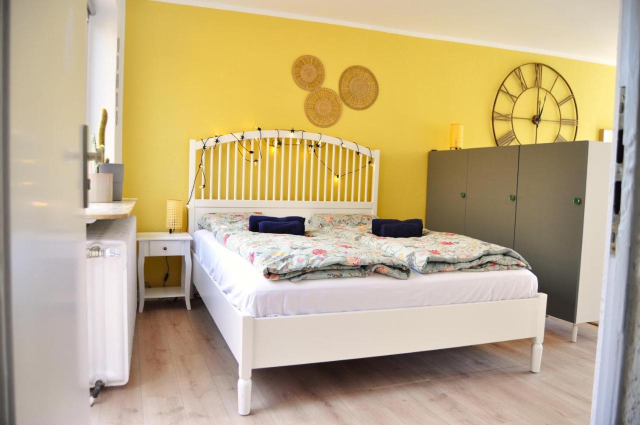 Akram Appartement II - Studio - Zentral Und Ruhig Хилдесхайм Екстериор снимка